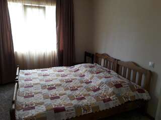 Гостевой дом Guest House Aghmashenebeli #788 Кобулети Бюджетный двухместный номер с 2 отдельными кроватями-4